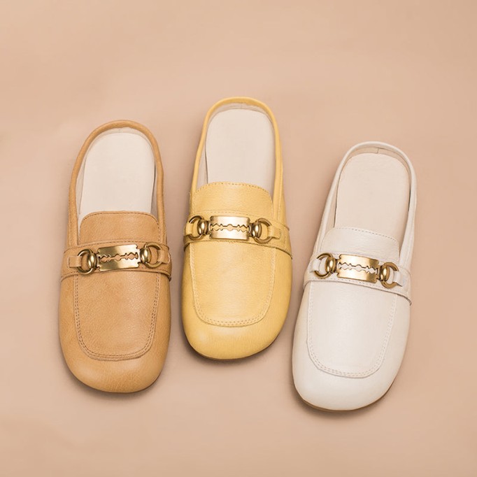 Retro Chain buckle-Detailed Leather Loafer Mules for Women Backless Loafers in White/Deep Apricot/Yellow