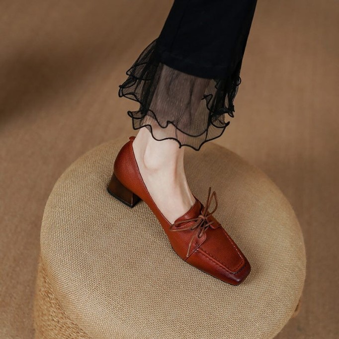 Womens Handmade Soft Leather Lace Up Block Heel Slip On Pumps Loafers in Brown/Black