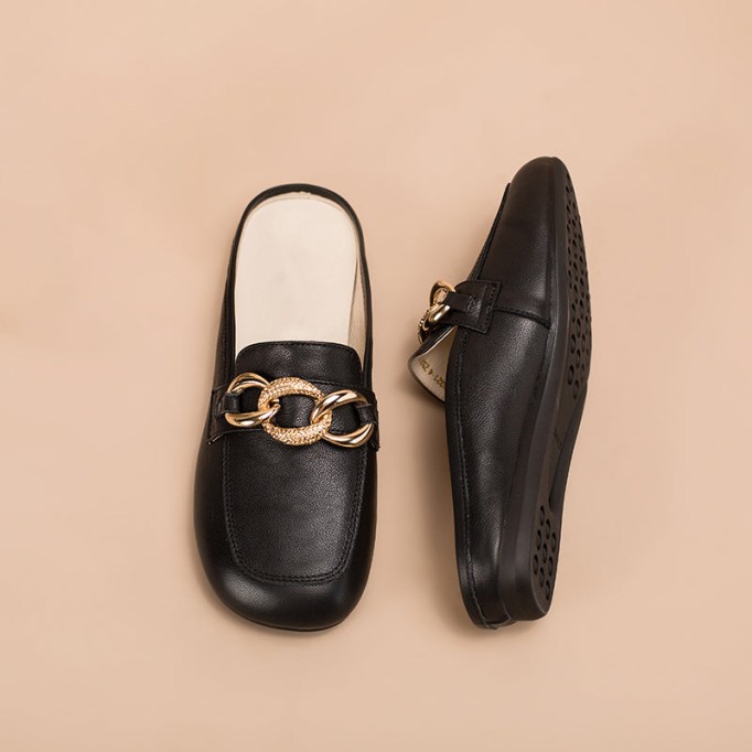 Retro Chain buckle-Detailed Leather Loafer Mules for Women Backless Loafers in Black/White