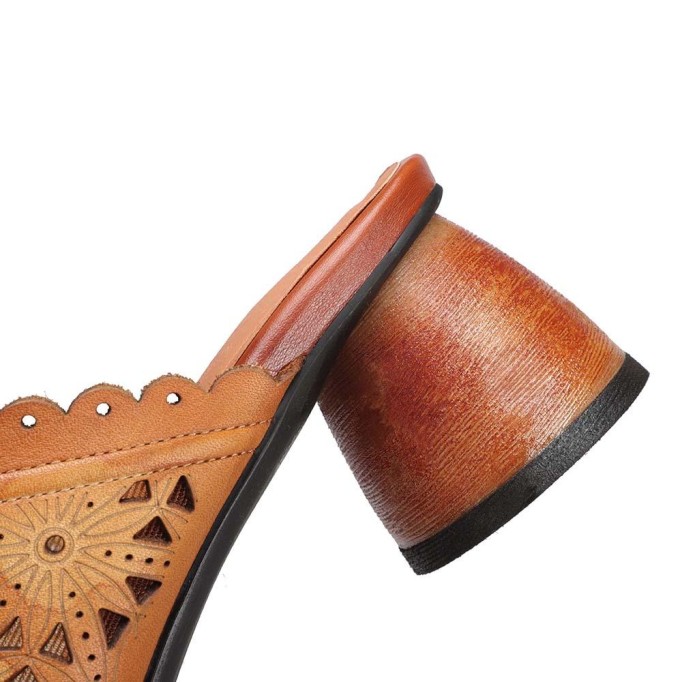 Retro Leather Mules Summer Slippers Handmade Slide Sandals Carving Design Camel/Grey