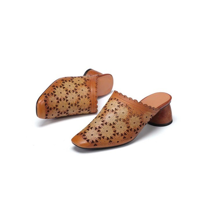 Retro Leather Mules Summer Slippers Handmade Slide Sandals Carving Design Camel/Grey