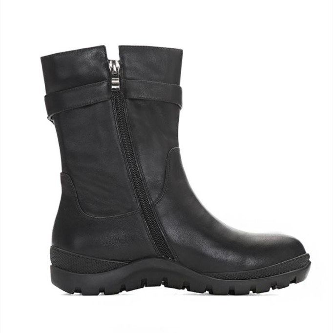 Womens Retro Leather Short Boots for Cold Winter Black Short plush