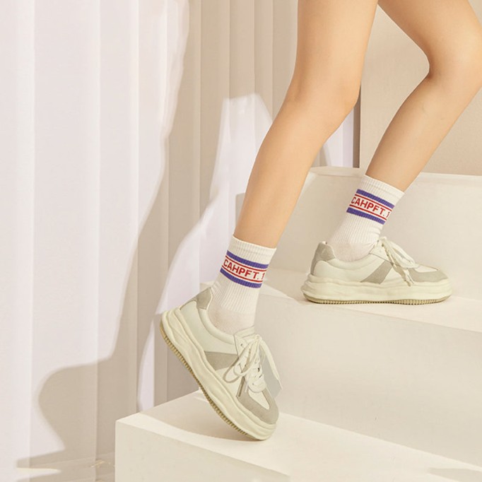 Original Sole Low-top Sneakers for Women in Black/White/Beige/Cream