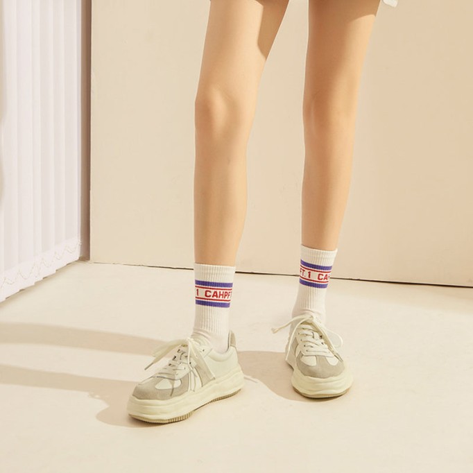 Original Sole Low-top Sneakers for Women in Black/White/Beige/Cream