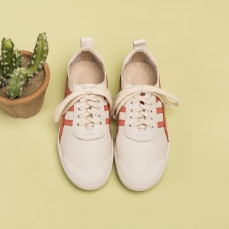 Handmade Soft Leather white shoes for women Lace up Sneakers Designer Shoes Red/Green