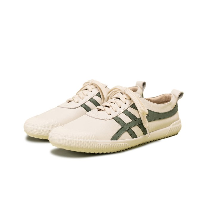 Handmade Soft Leather white shoes for women Lace up Sneakers Designer Shoes Red/Green