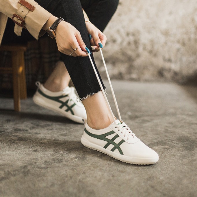 Handmade Soft Leather white shoes for women Lace up Sneakers Designer Shoes Red/Green