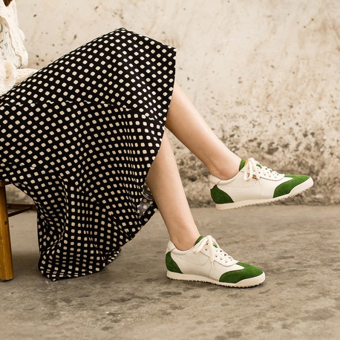 Handmade Soft Leather Colorful shoes for women Lace up Sneakers Designer Shoes Red/Khaki/Green/Blue