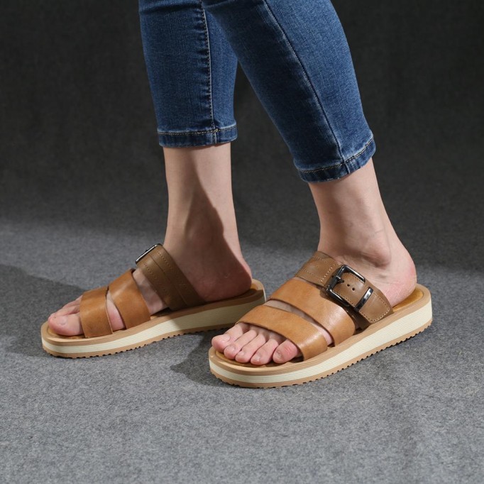 Leather Buckle Sandals Open Toe Retro Handmade Gladiator Sandals Khaki/Beige