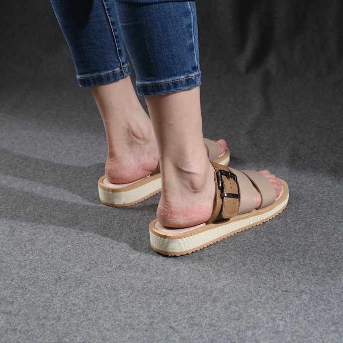 Leather Buckle Sandals Open Toe Retro Handmade Gladiator Sandals Khaki/Beige