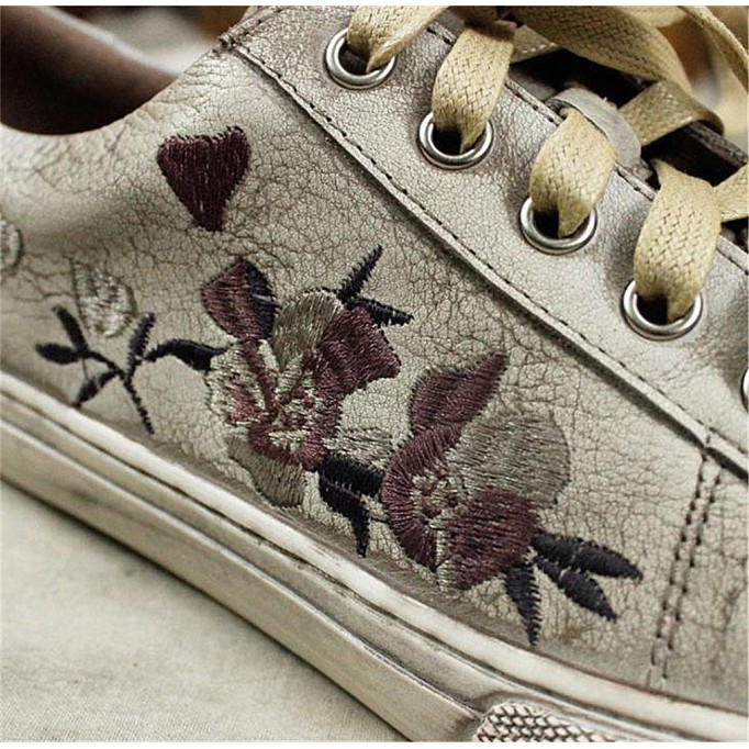 Handmade Women’S Low Top Fashion Leather Lace Up Sneakers Flower Embroidery Gray