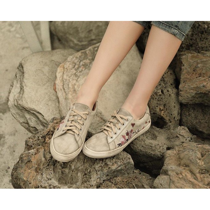 Handmade Women’S Low Top Fashion Leather Lace Up Sneakers Flower Embroidery Gray