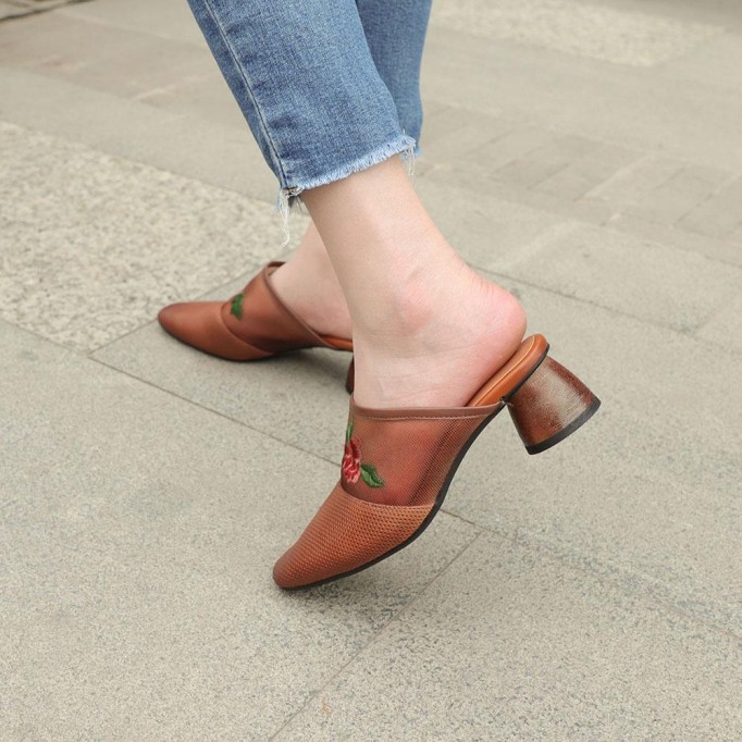 Retro Leather Mules Summer Slippers Handmade Slide Sandals Embroidery Camel/Coffee
