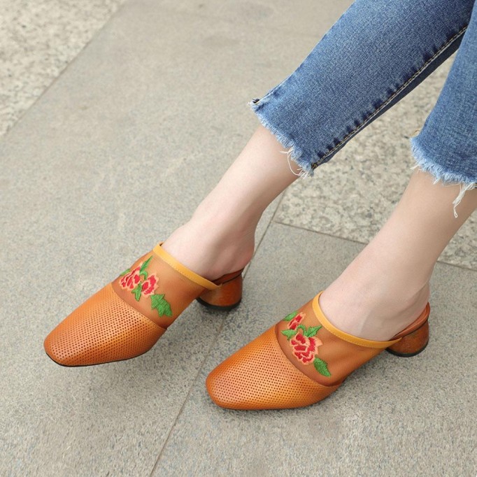 Retro Leather Mules Summer Slippers Handmade Slide Sandals Embroidery Camel/Coffee