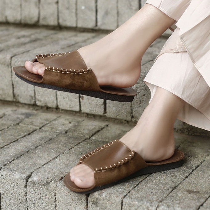 Women's Genuine Leather Slippers Hand Stitching in Brown/Khaki