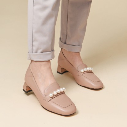 Pearls-Detailed Leather Loafers for Women Black/Bean Paste