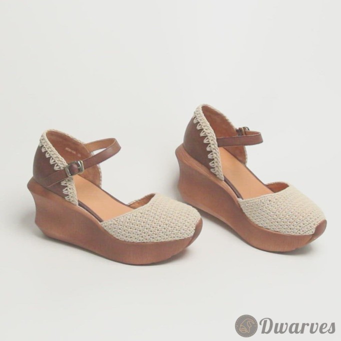 Womens Handmade Retro Leather Knitting Platforms Leather Sandals White/Coffee