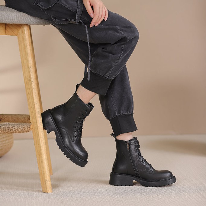 Winter Boots Handmade Genuine Leather Lace-Up Combat Boots Retro Chunky Martin Platform Black