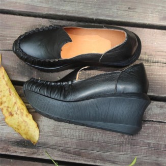 Women Handmade Leather Loafers,Retro Slip Ons Red Platforms