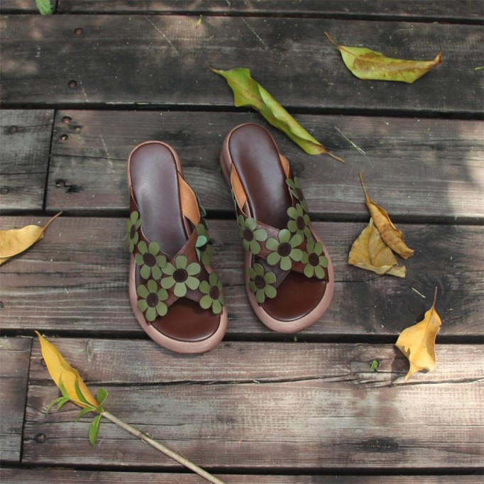 Handmade Retro Leather Flowers Slippers Open Toe Platform Sandals Coffee/Red