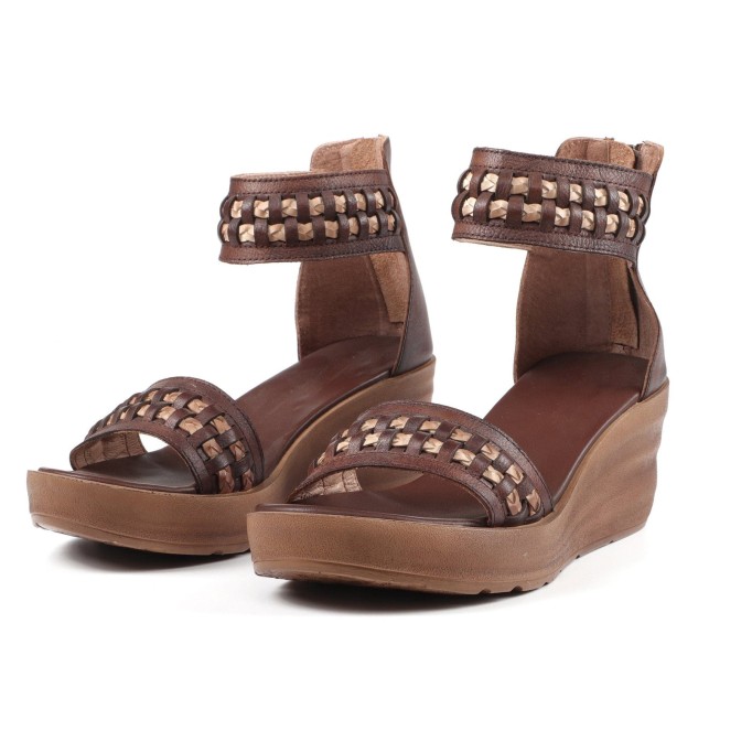 Handmade Genuine Leather Platform Sandals Rivets Coffee/Brown